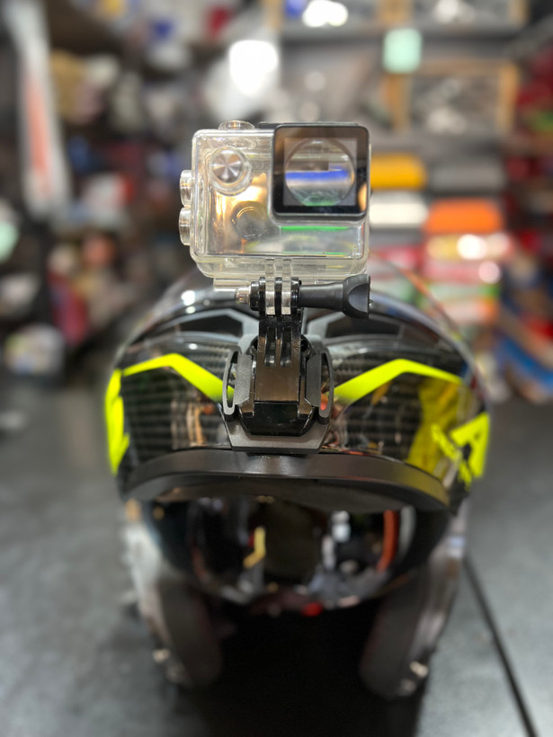 کلاه کاسکت فک متحرک استوک درحد نو A6 همراه با قاب دوربین gopro